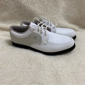 FootJoy White Golf Shoes with Minimalist Design